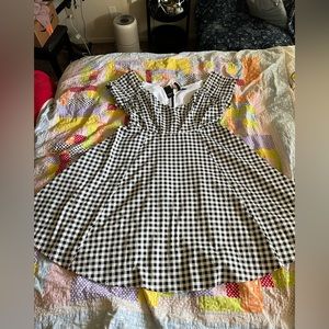 Torrid size 18 black and white gingham off the shoulder dress 👗